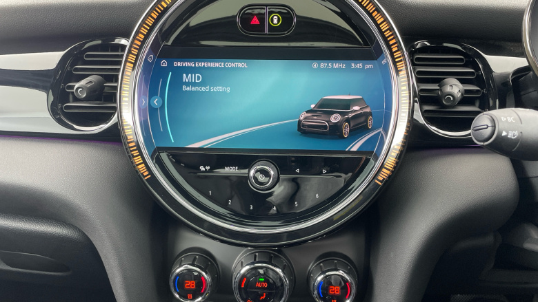 MINI Hatchback 135kW Cooper S Level 3 33kWh 3dr Auto Electric Hatchback